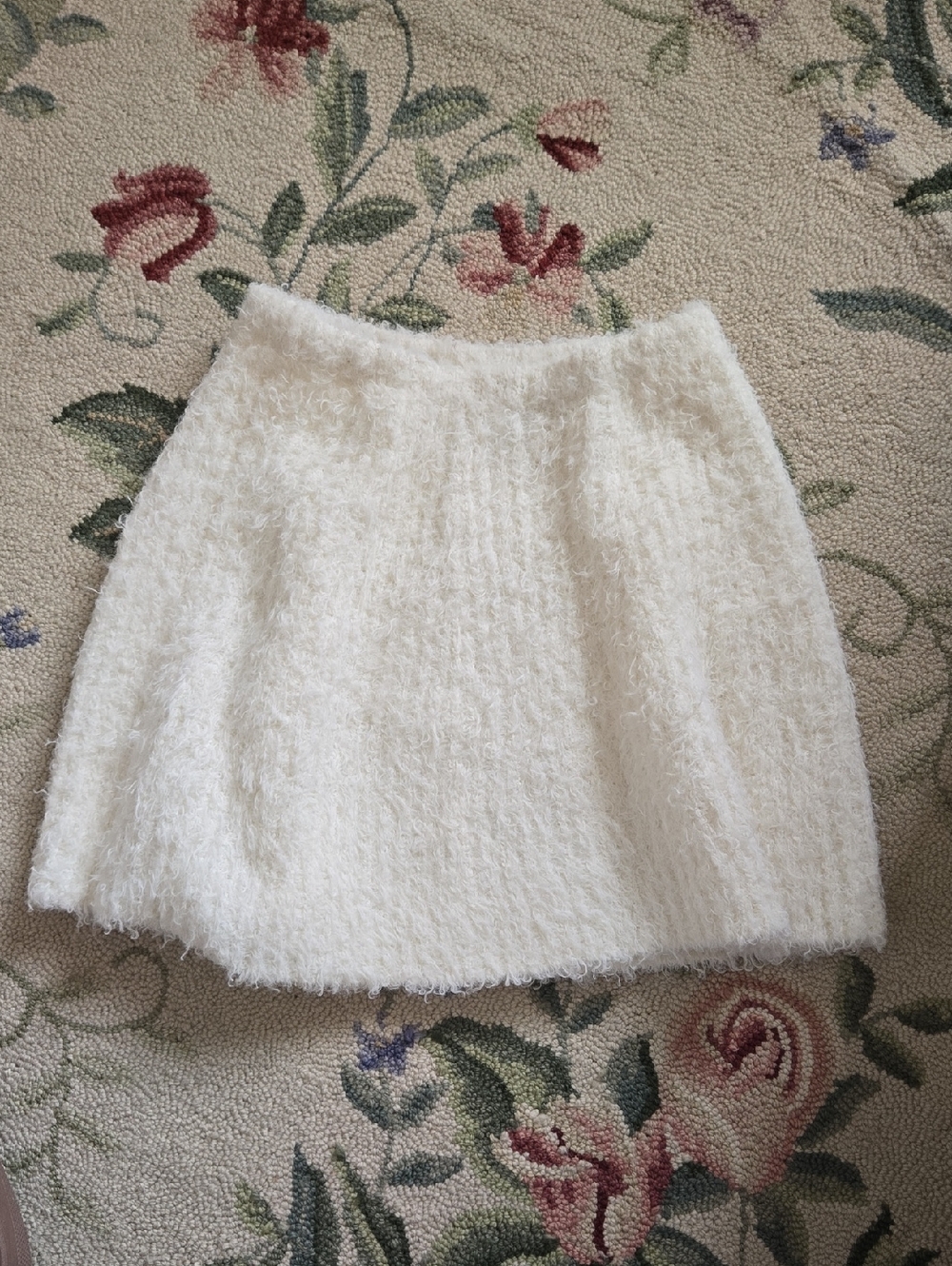 H&M Cream Fuzzy Mini Skirt